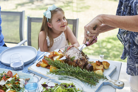 Lifestyle images: Alfresco family lunch