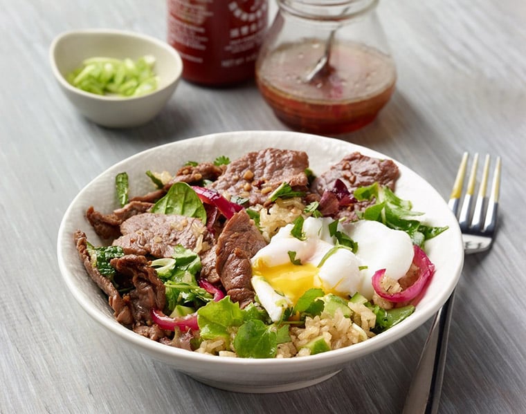 Crispy rice bowl with poached egg(2)