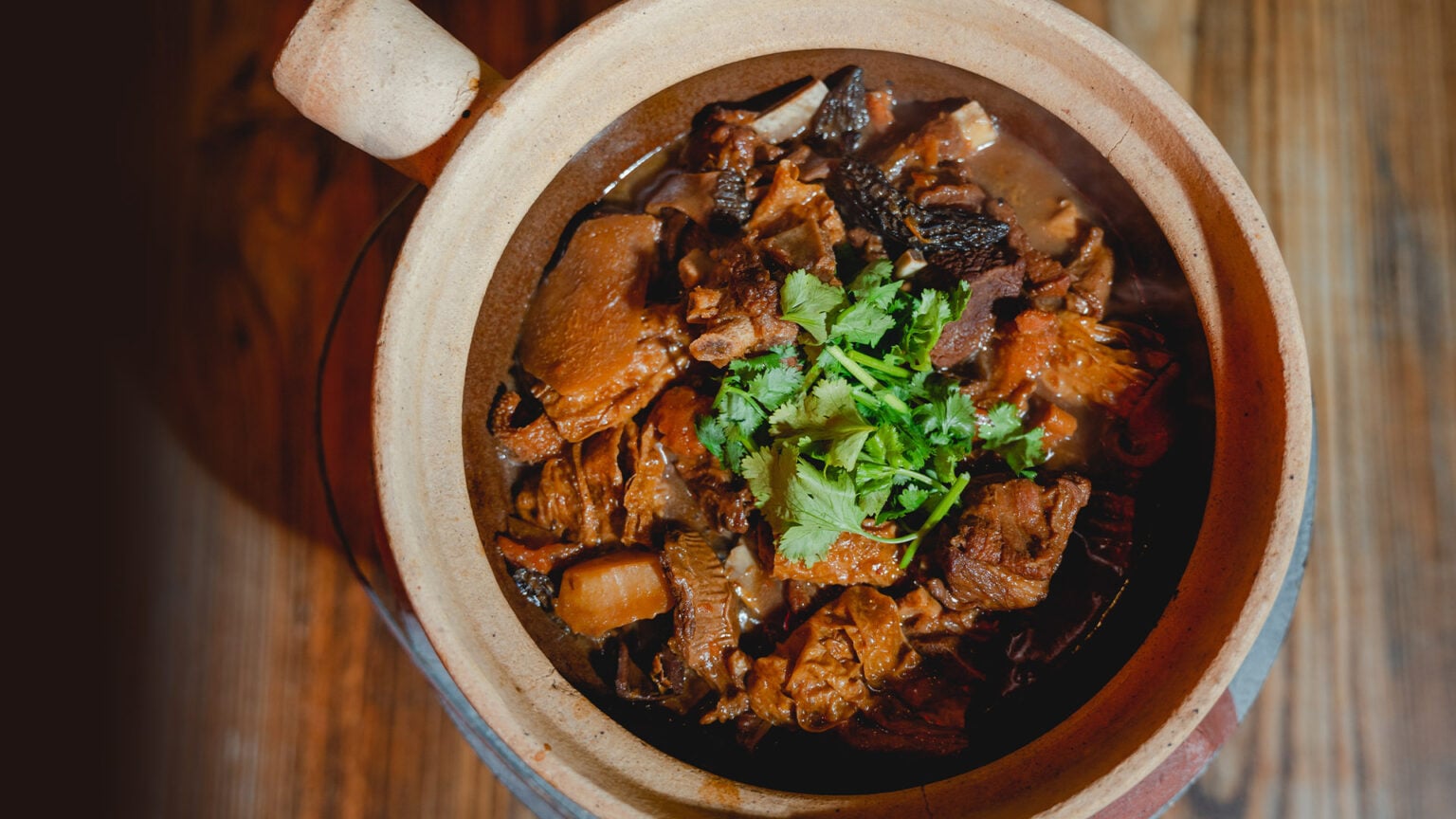 Aussie Lamb UK | Lamb Belly Asian Style Clay Pot & Mushrooms | Aussie Beef & Lamb | UK