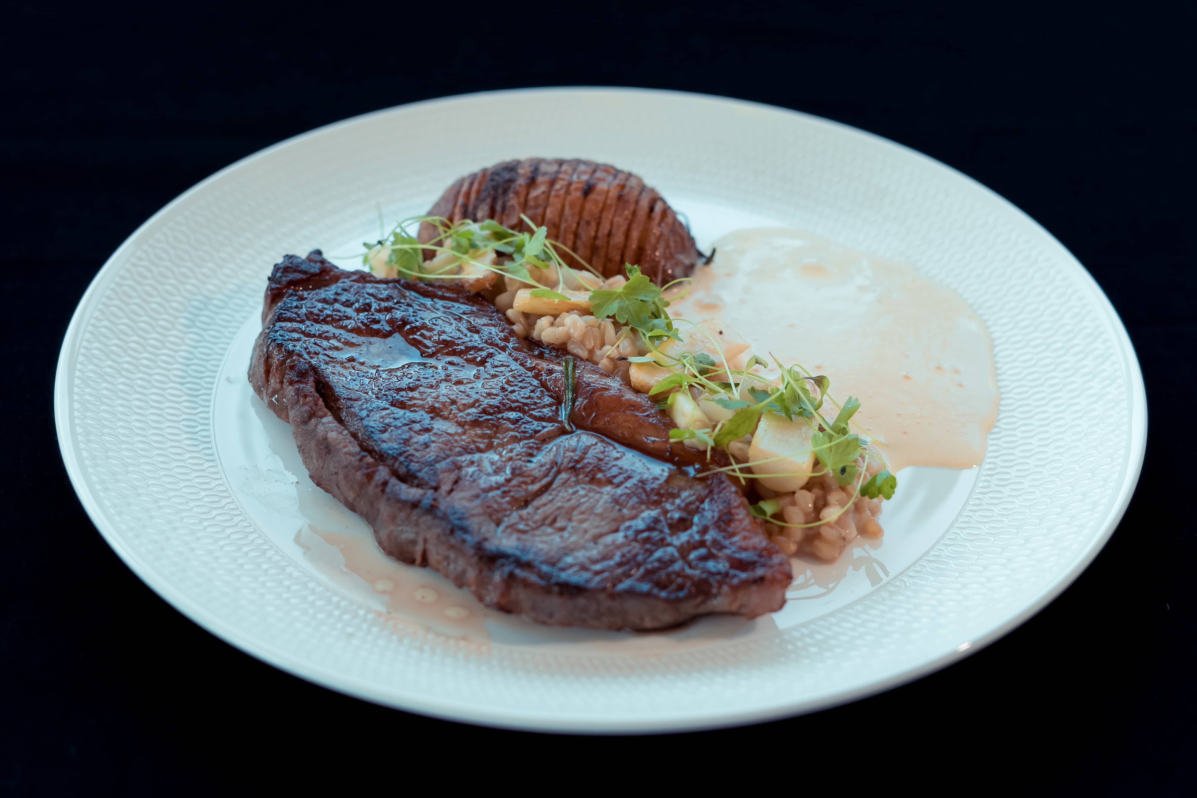 Sirloin Steak with Hasselback Potato, Farro, Asparagus & Hollandaise | Aussie Beef & Lamb | UK