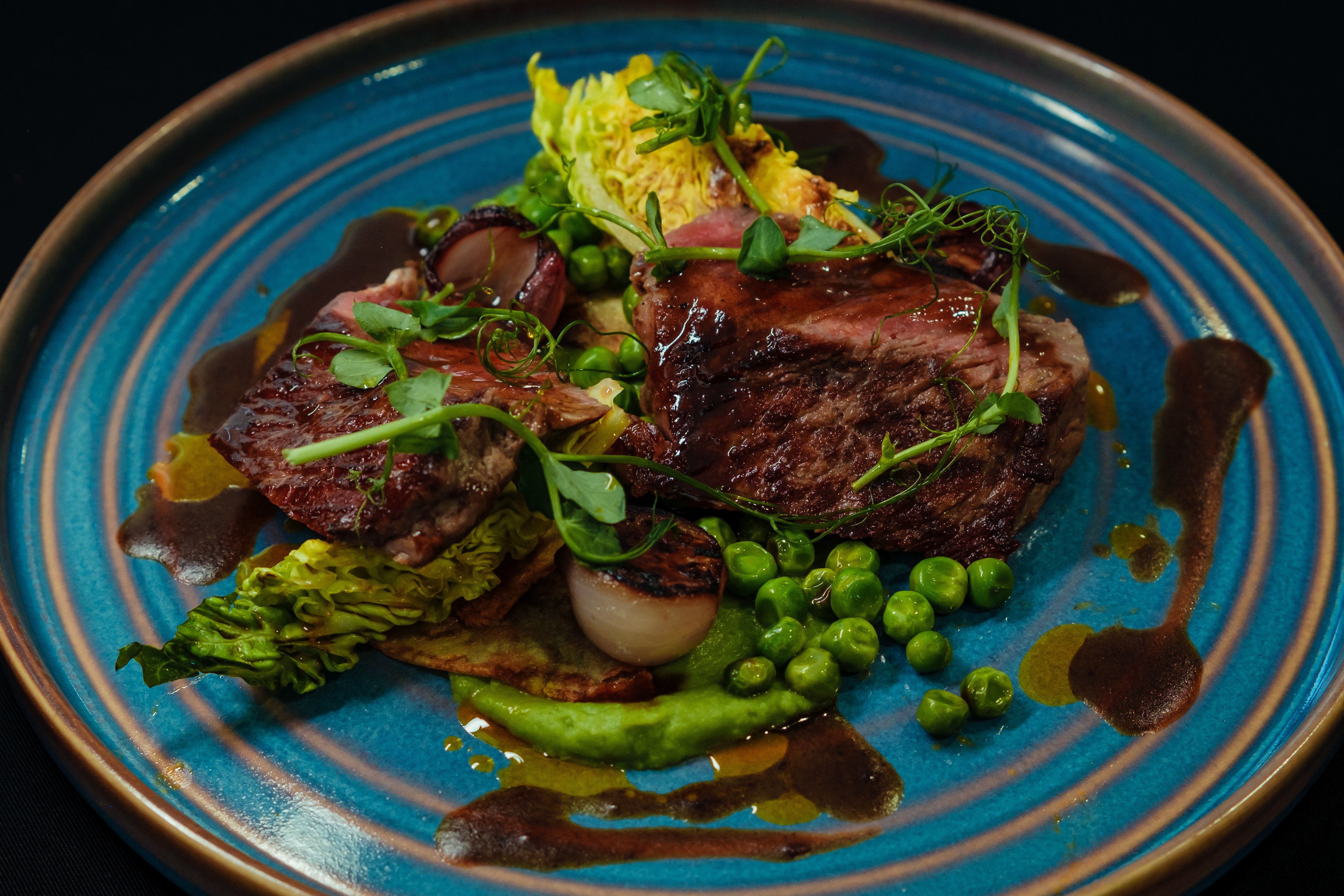 Aussie Beef Sirloin, Peas, Baby Onions and Potato Crisps