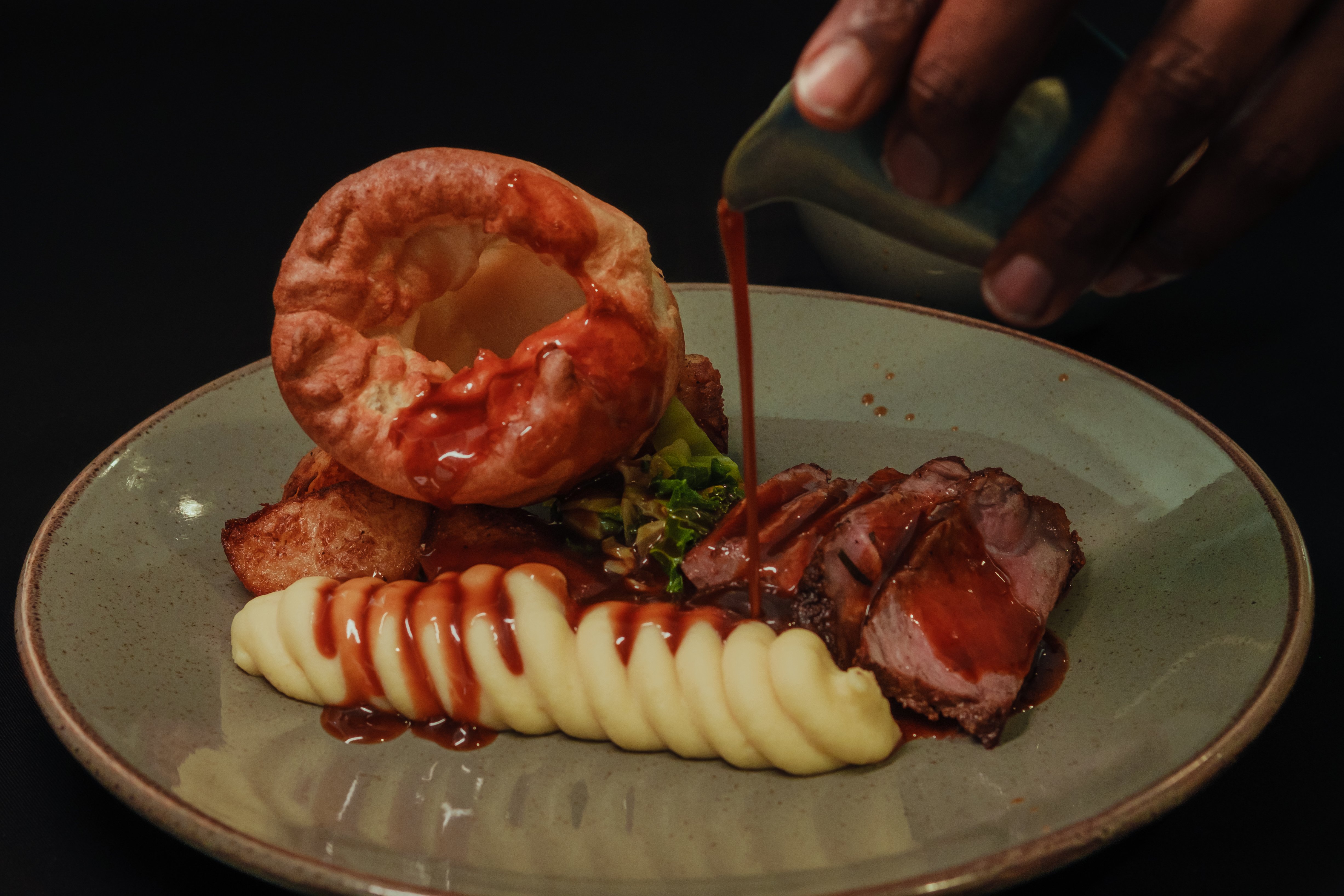 Sirloin Steak Roast Dinner, Garlic Mash, Greens, Roast Potatoes & Yorkshire Pudding